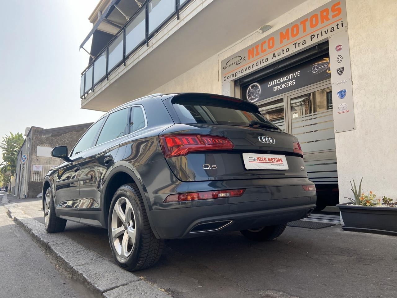 Audi Q5 2.0 TDI quattro S tronic Business