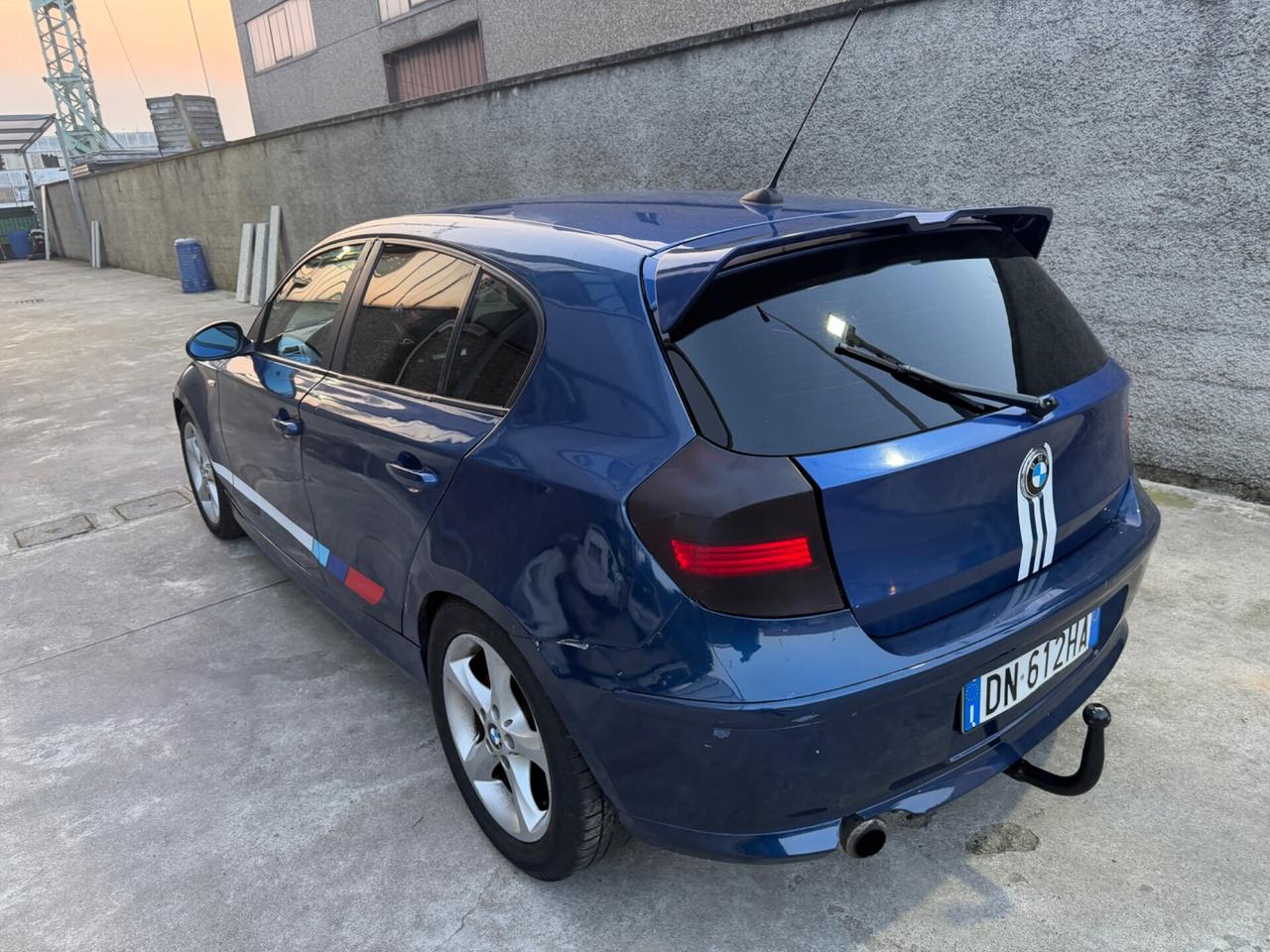 BMW 116i BENZINA EURO4 GANCIO TRAINO NEOPATENTATI