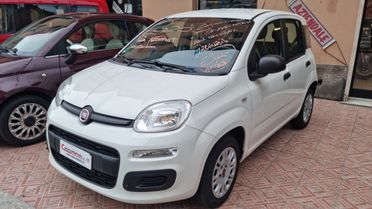 Fiat Panda 1.2 Lounge anno 2020 soli 32000km