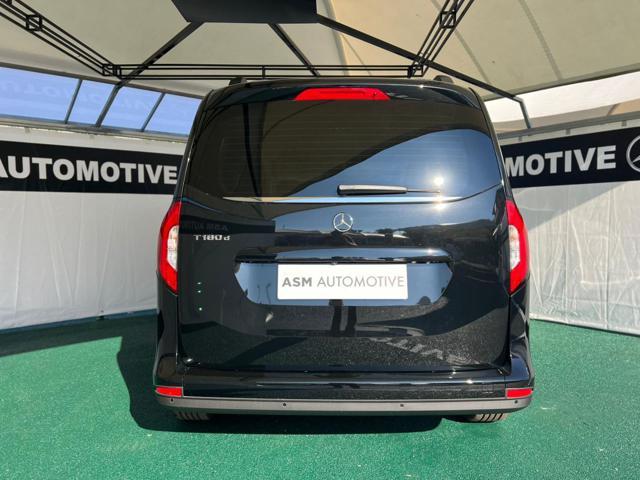 MERCEDES-BENZ T 180 d Premium Long prezzo di listino