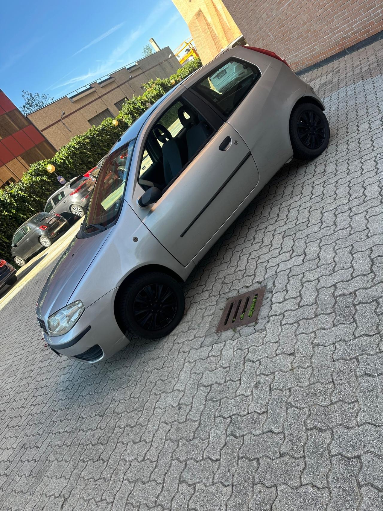 Fiat Punto 1.2 3 porte Active