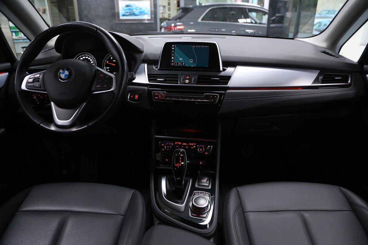 BMW 220d Active Tourer Luxury auto