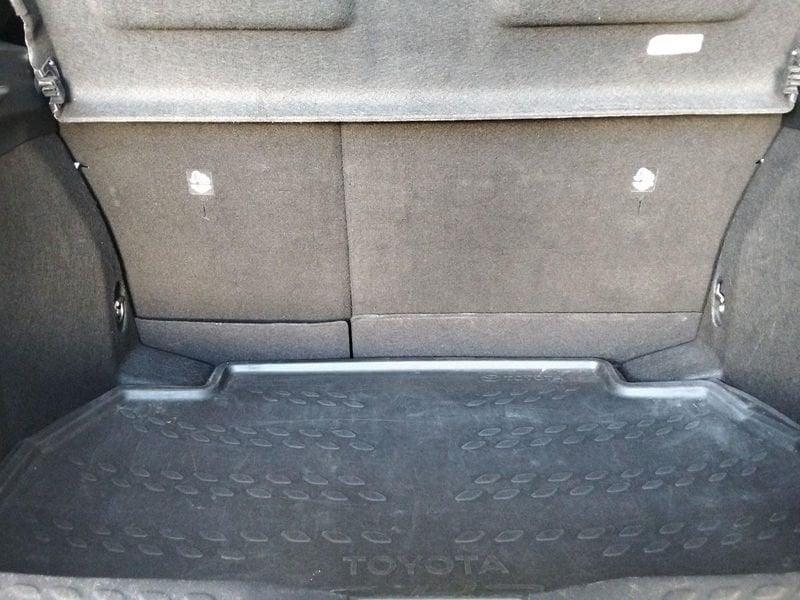 Toyota C-HR C-HR 1.8 hev Trend fwd e-cvt
