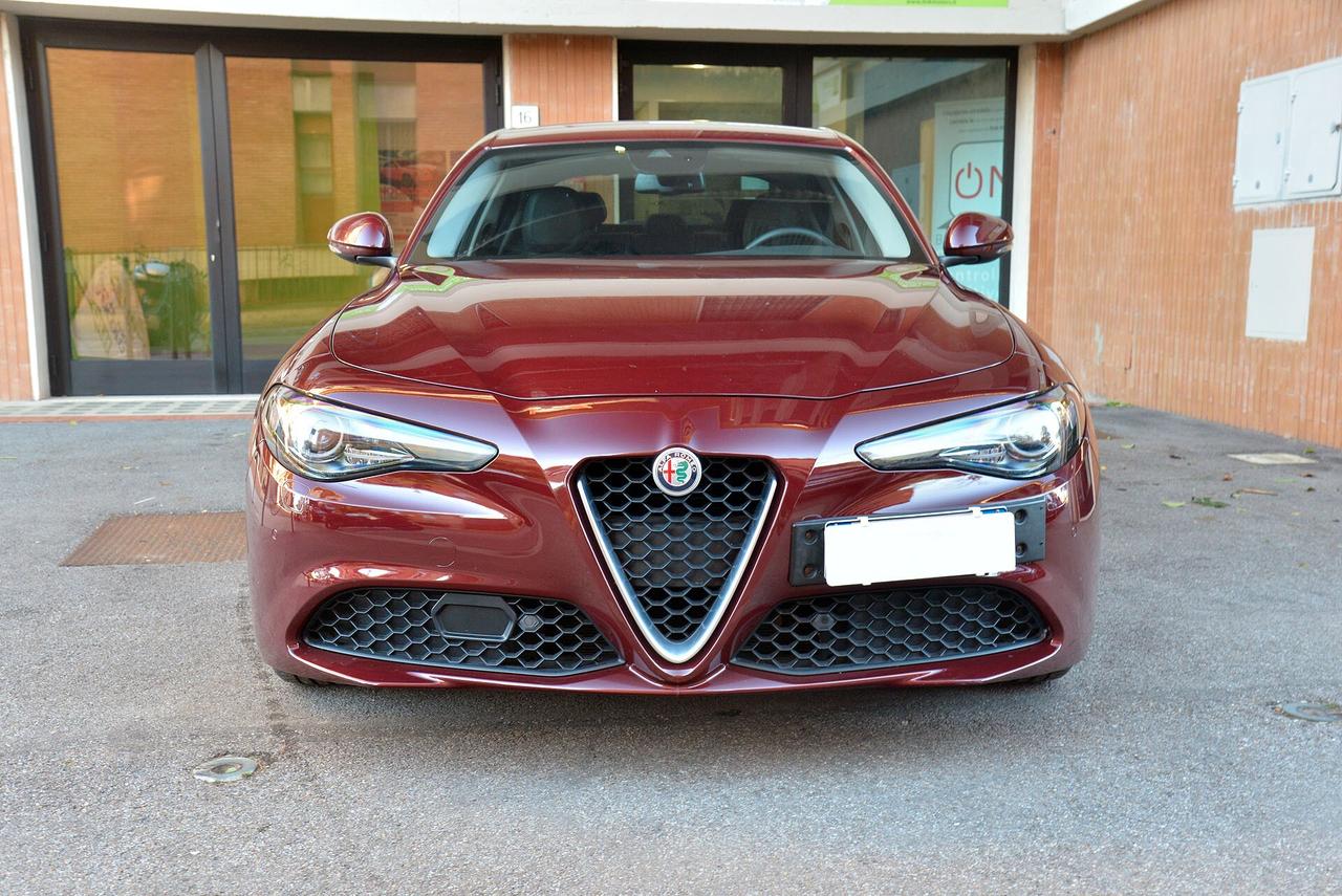 Alfa Romeo Giulia 2.2 150 CV AT8 Super PACK PERFORMANCE Q2 GARANZIA