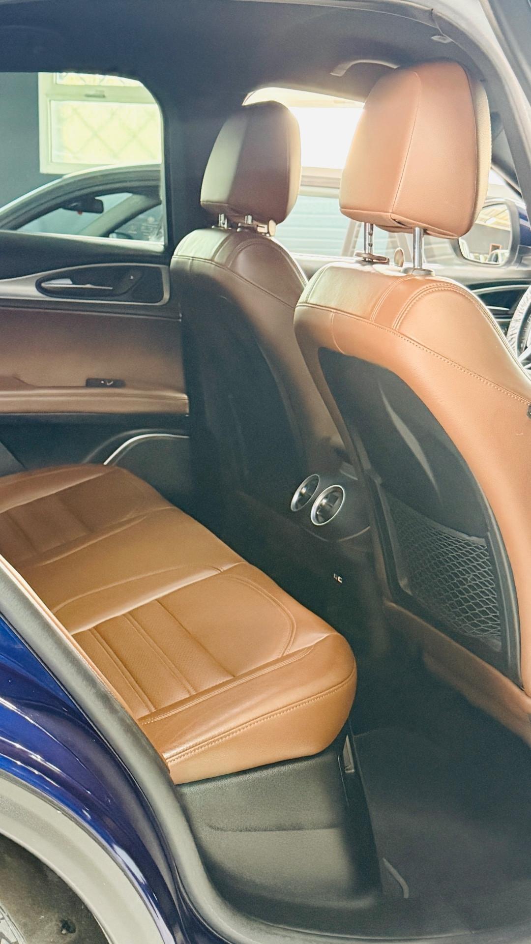 Alfa Romeo Stelvio 2.2 Turbodiesel 210 CV AT8 Q4 Executive