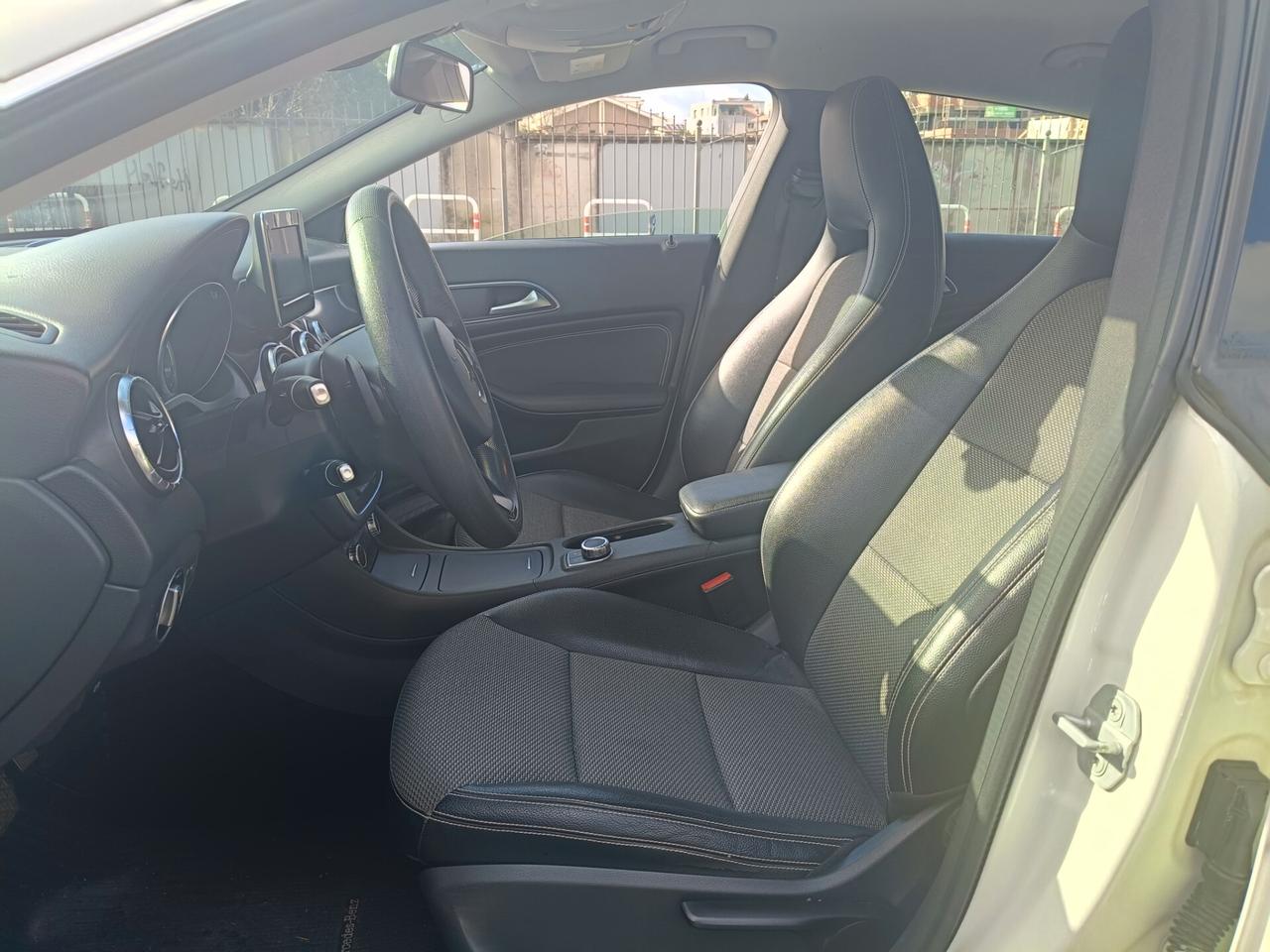 Mercedes-benz CLA 200 d S.W. Automatic Premium