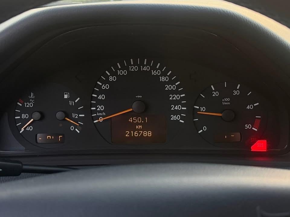 Mercedes-benz E 220 CDI cat Elegance