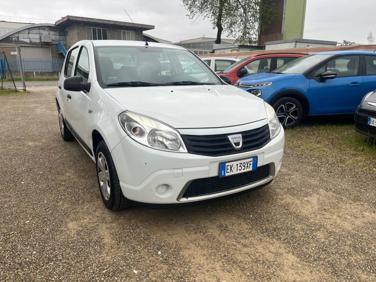 Dacia Sandero 1.2 16V Lauréate 2011 121.000 KM