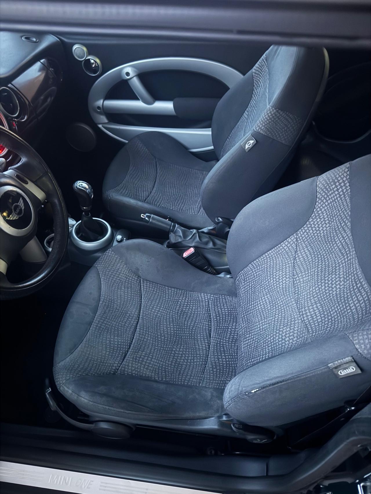 Mini 1.6 16V One de luxe