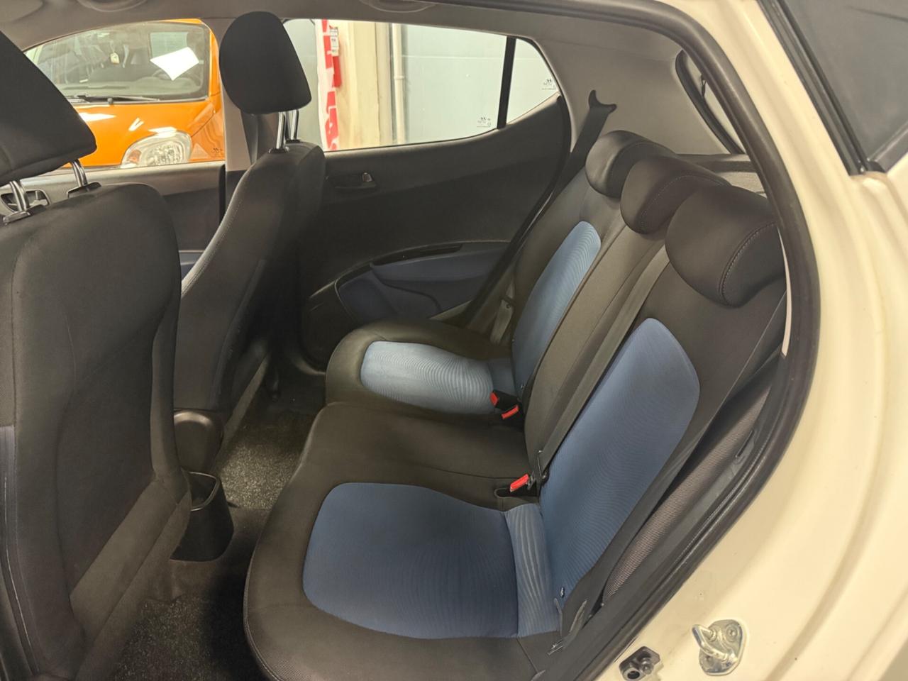 Hyundai i10 1.0 MPI Login 66CV Ok Neopatentati