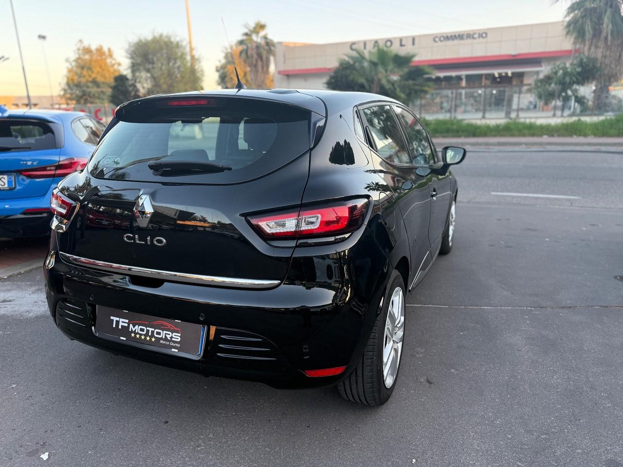 Renault Clio 1.5 dci SOLO 90.000KM - 2019