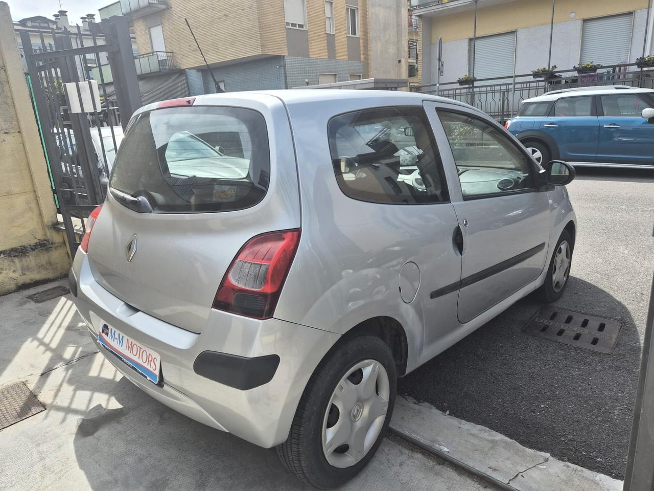 Renault Twingo 1.2 8V Confort ADATTA A NEOPATENTATI