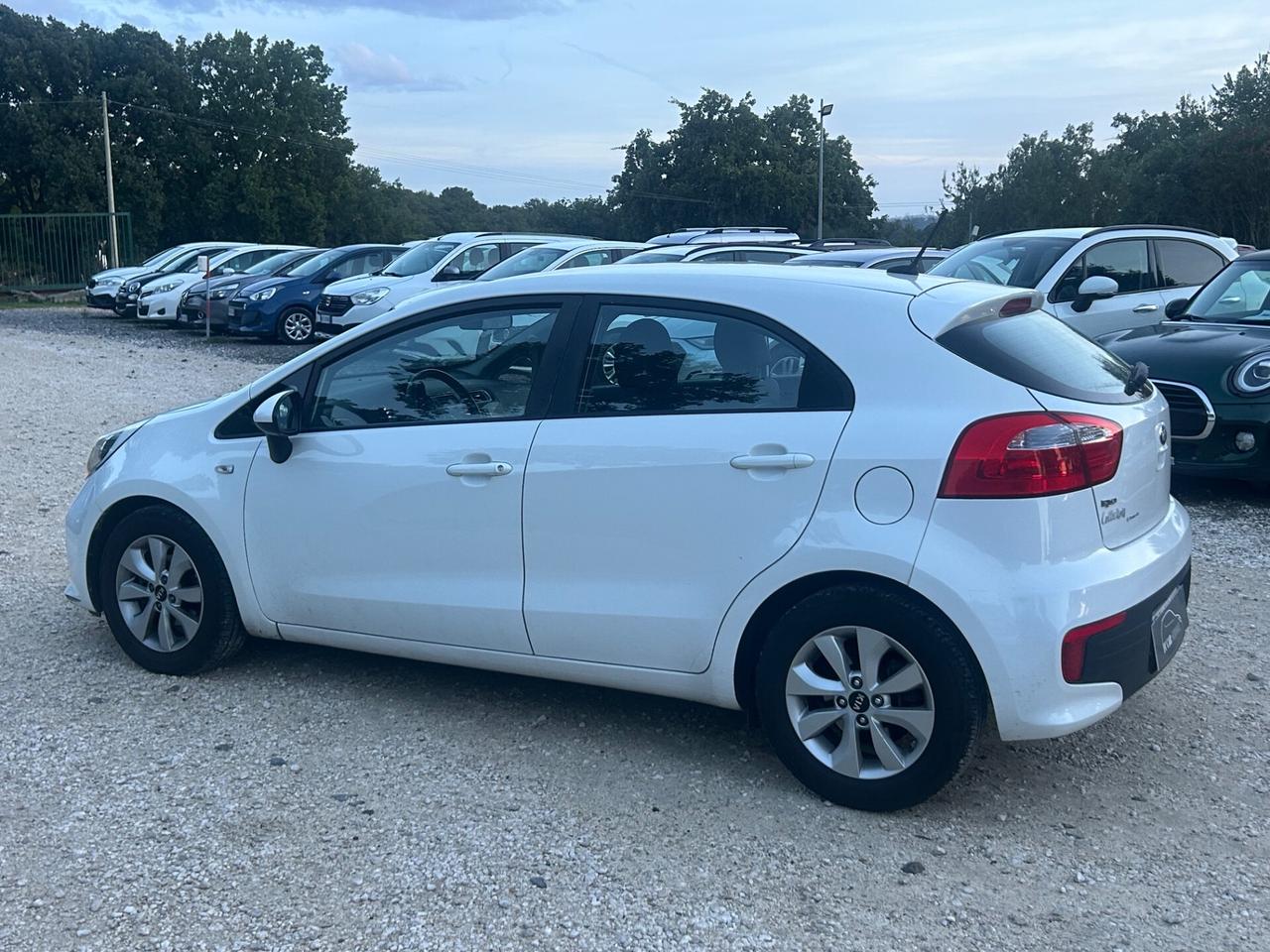 Kia Rio 1.2 CVVT 5p. ECO GPL Cool neopatentati