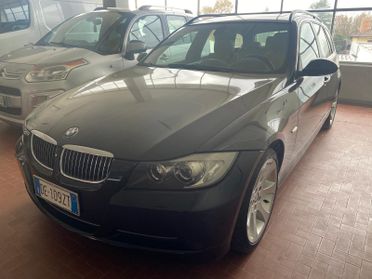 BMW Serie 3 330xd touring msport