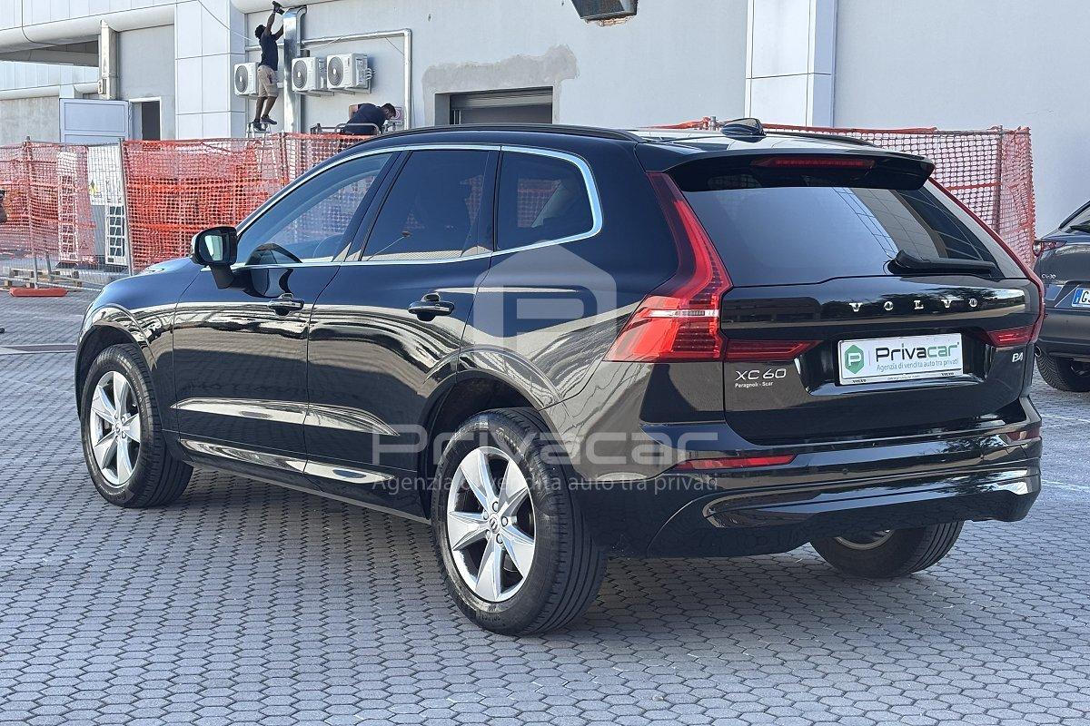 VOLVO XC60 B4 (d) Geartronic Momentum Pro