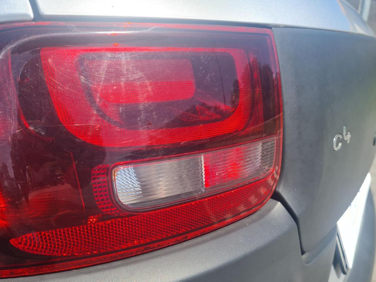 Citroen C4 Cactus 1.6 Blue HDi 100 shine #6620