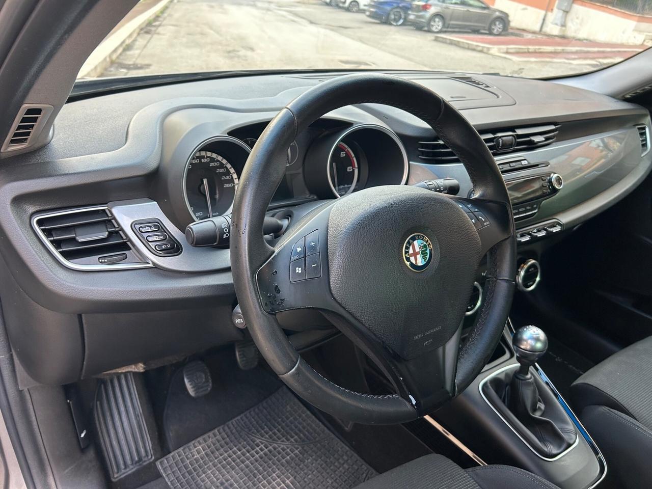 Alfa Romeo Giulietta 1.6 JTDm garanzia 12 mesi