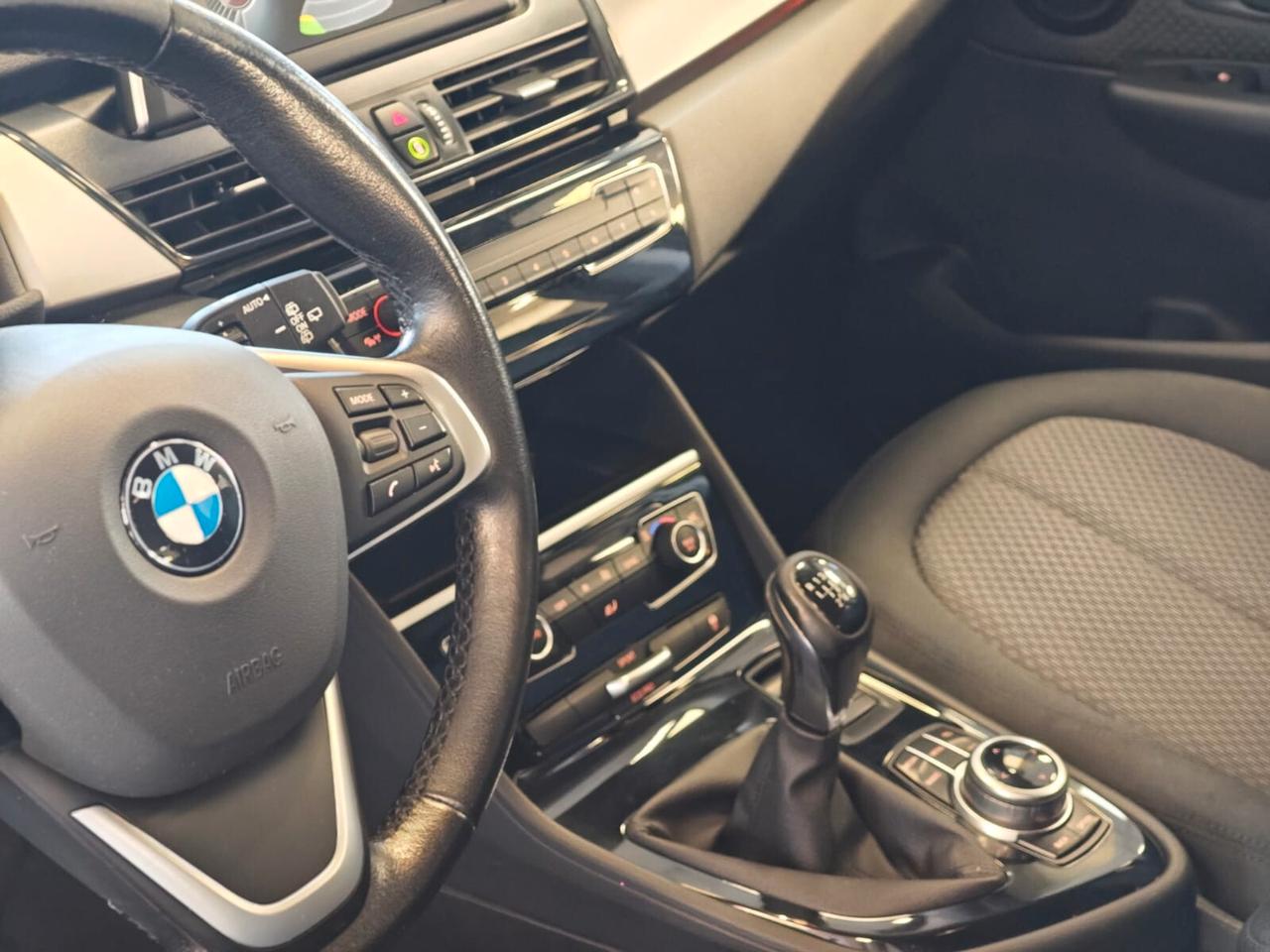 Bmw 2er Active Tourer 216d Luxury