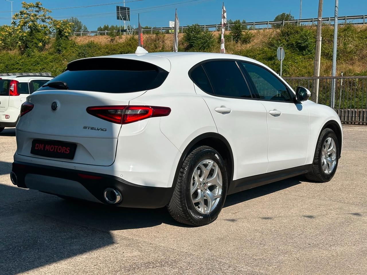 Alfa Romeo Stelvio 2.2 TD 160CV Business AT8 RWD