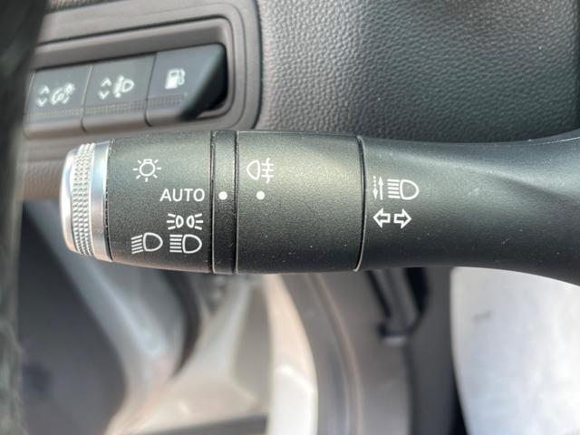 RENAULT Captur Plug-in Hybrid E-Tech 160 CV Initiale Paris