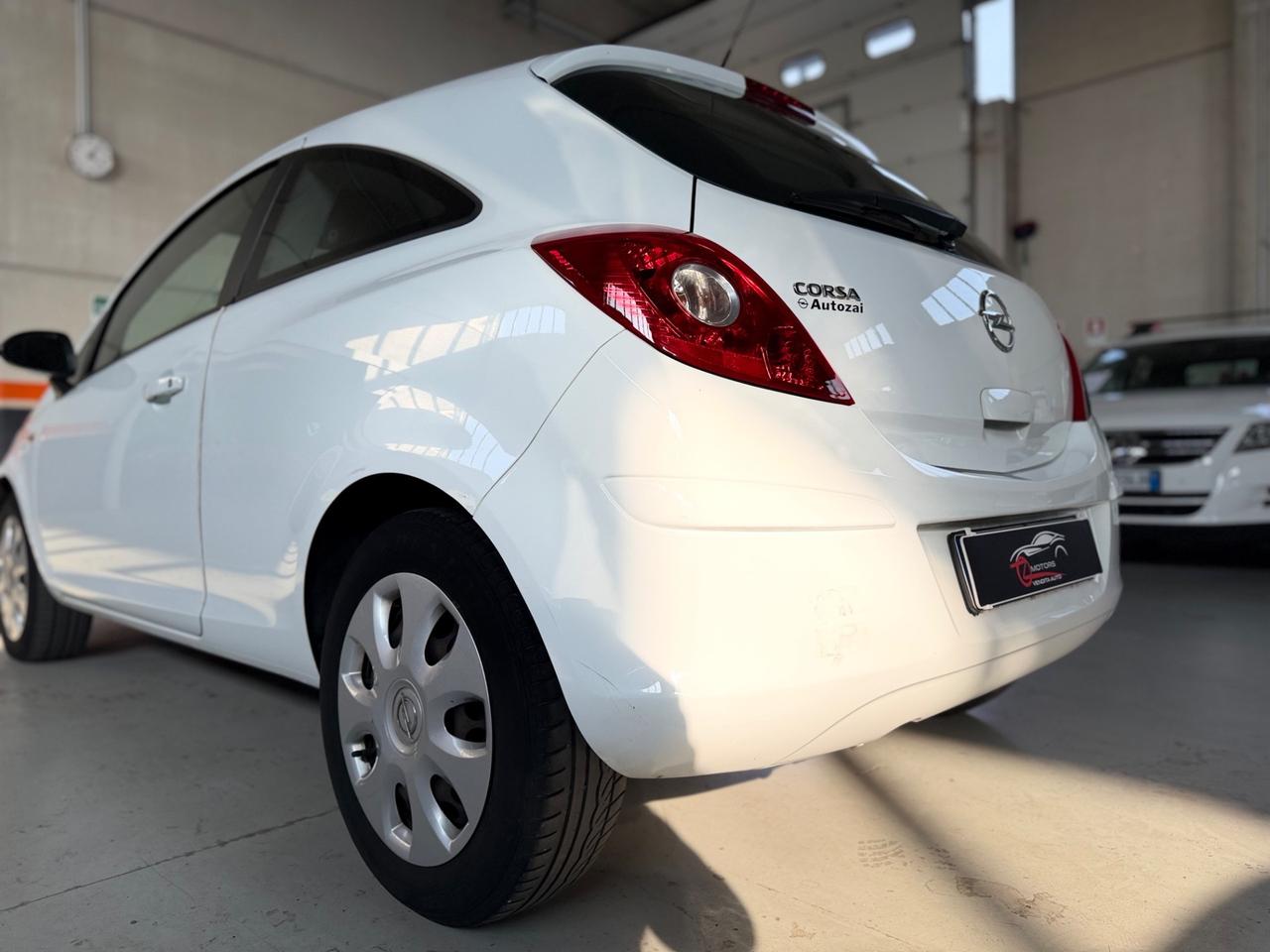 Opel Corsa 1.2 85CV 3 GPL-TECH Ecotec NEOPATENTATI