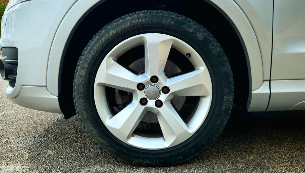 Audi Q3 2.0 TDI quattro Advanced Plus (4WD)