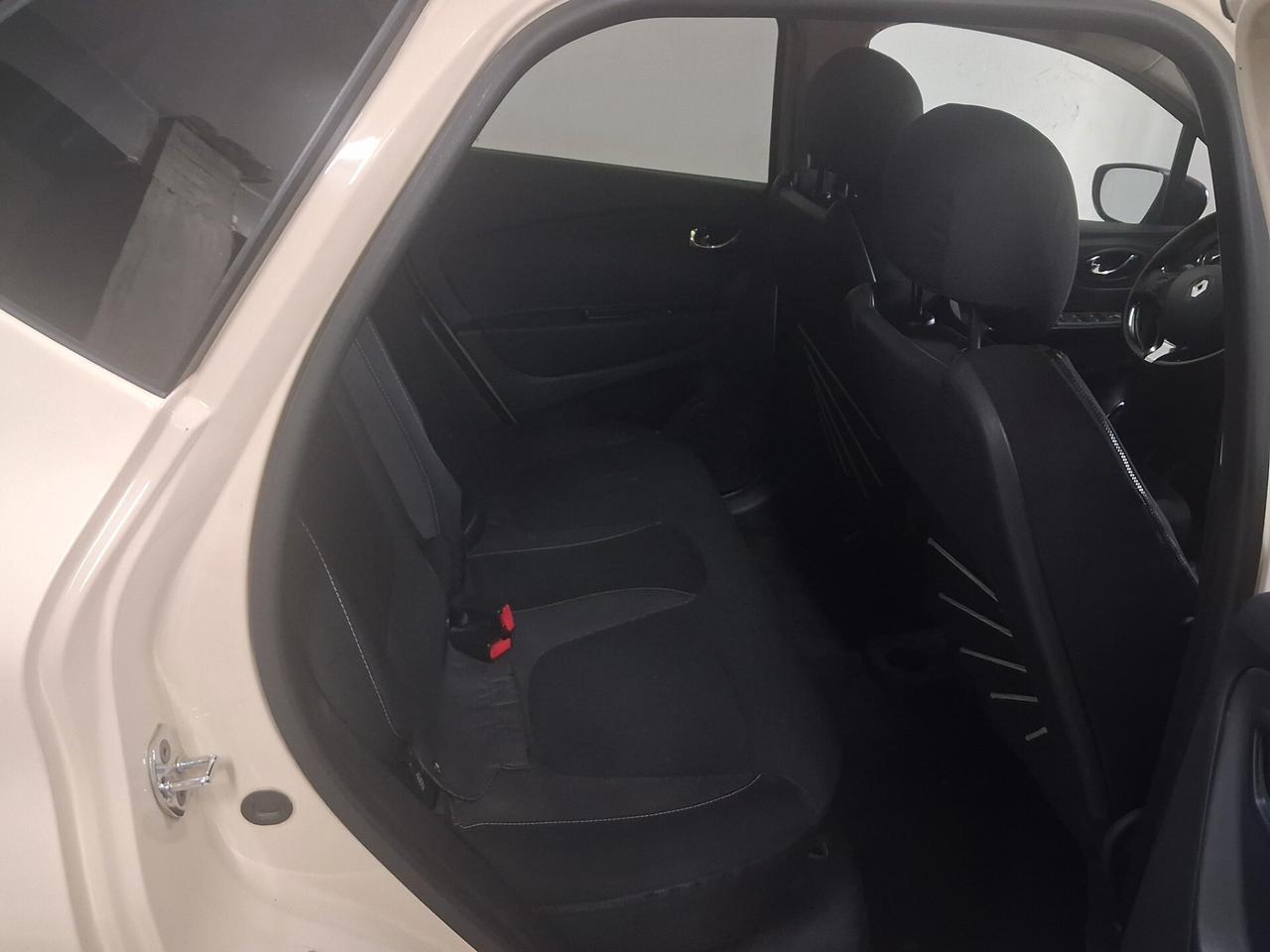 Renault Captur 1.5 dCi 8V 90 CV 2014
