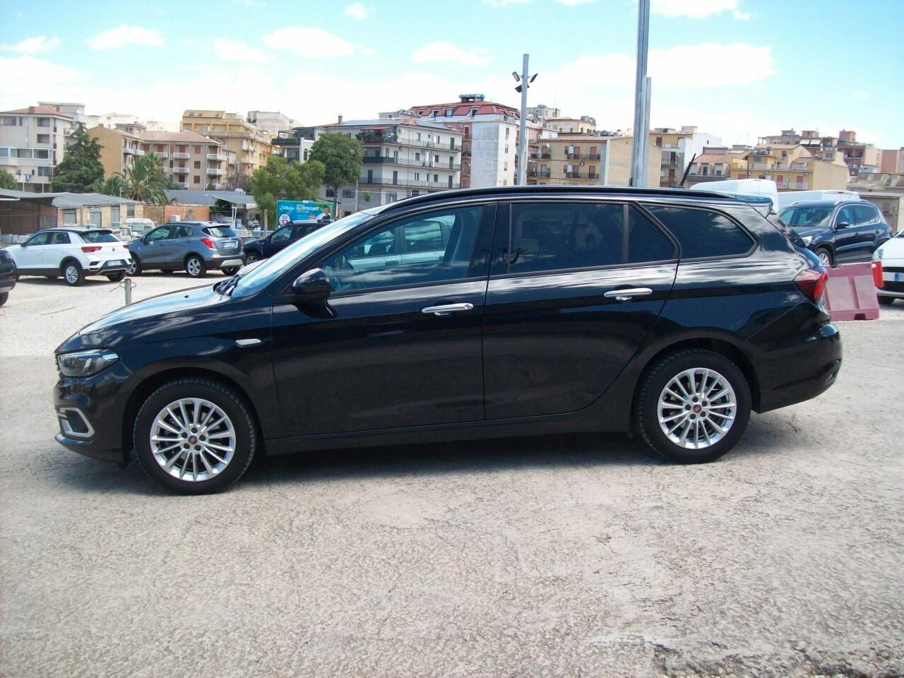FIAT TIPO 1.6 MTJ CV.130 SW. S&S City Life "2022"