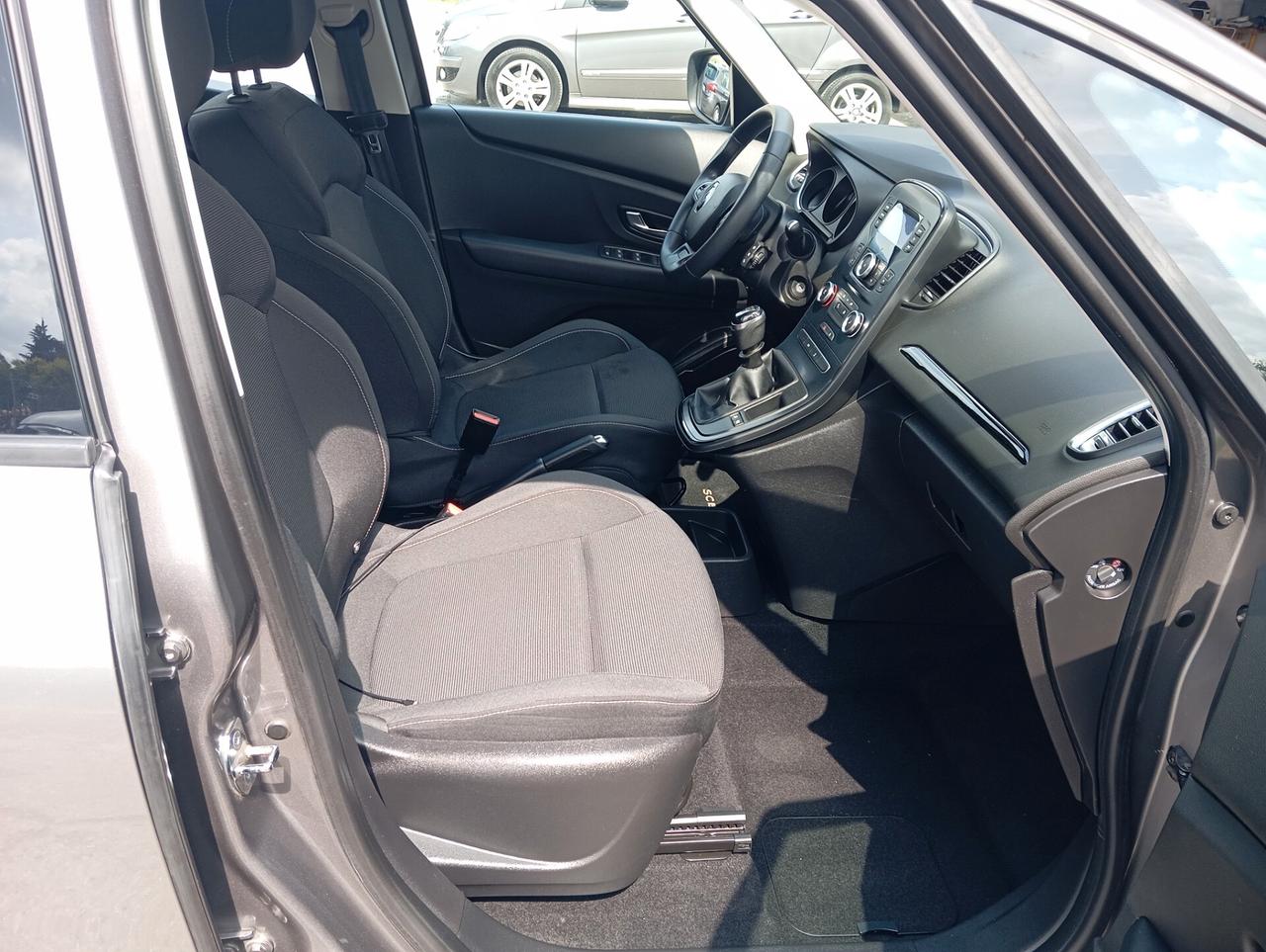 Renault Grand Scenic Blue dCi 120 CV Sport Edition