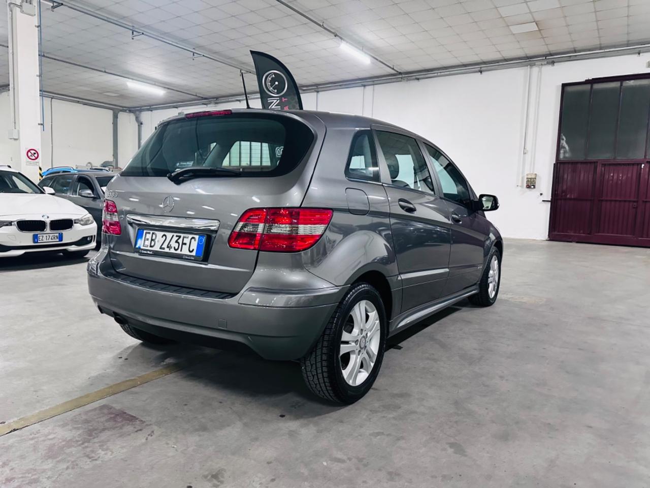 Mercedes-benz B 180 BlueEFFICIENCY Premium