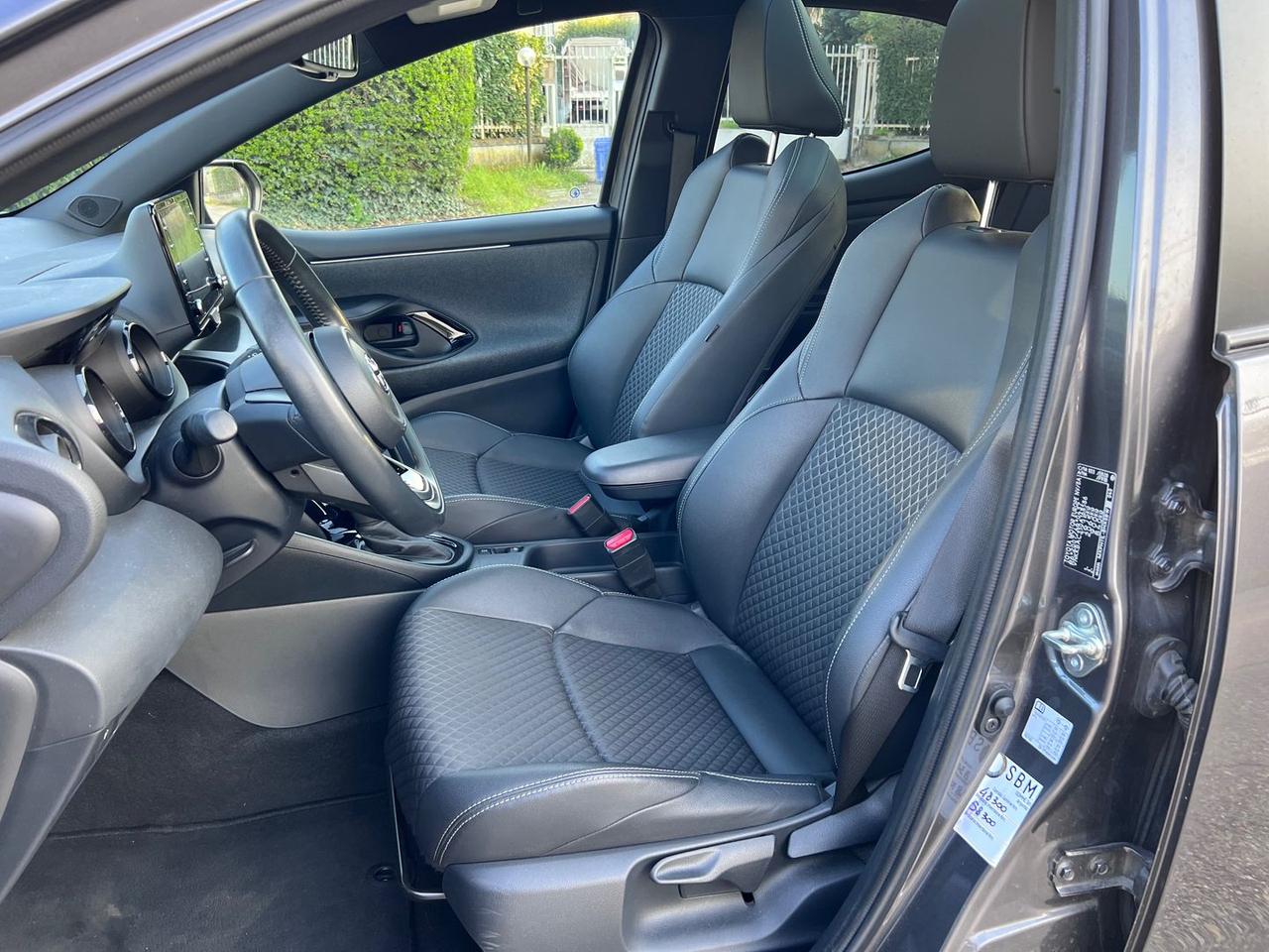 Toyota Yaris Lounge 1.5 HEV