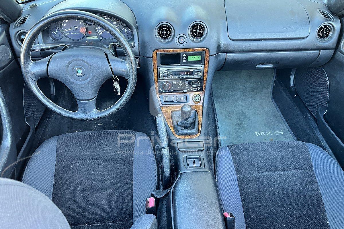 MAZDA MX-5 1.6i 16V cat British Green