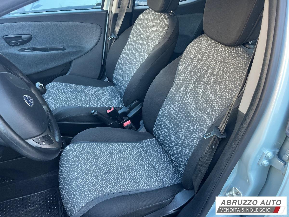 LANCIA - Ypsilon - 1.0 FireFly 5p. S&S Hybrid Oro
