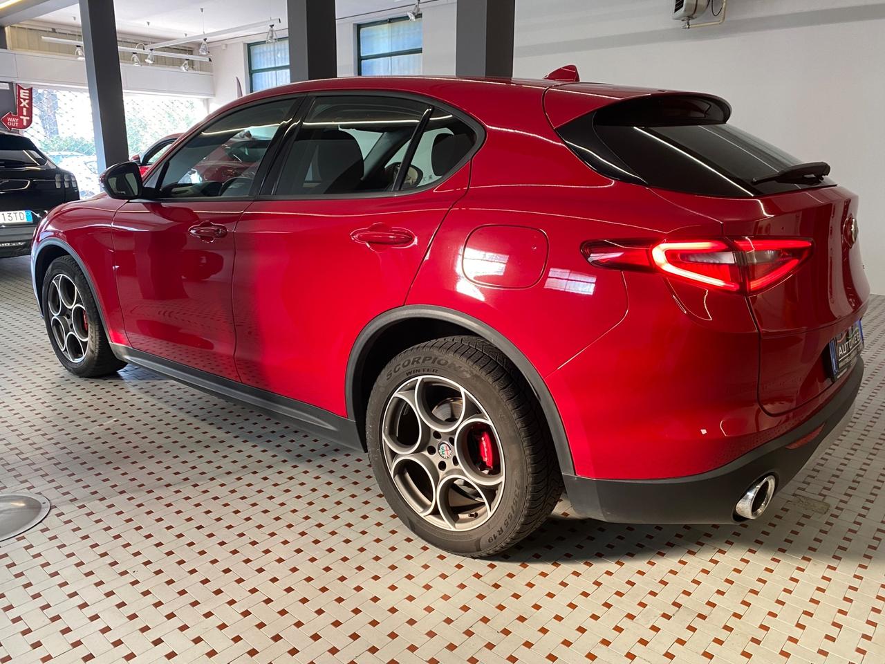Alfa Romeo Stelvio 2.2 Versione "Rosso Edizione" Aziendale