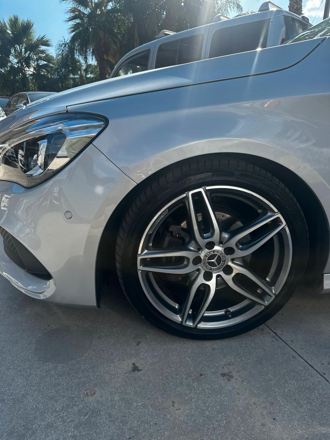 Mercedes-benz CLA 200 d 4Matic Automatic Premium