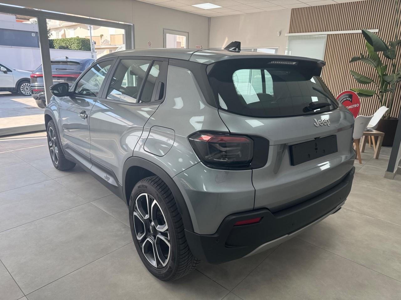 Jeep Avenger 1.2 Turbo 100 CV Summit