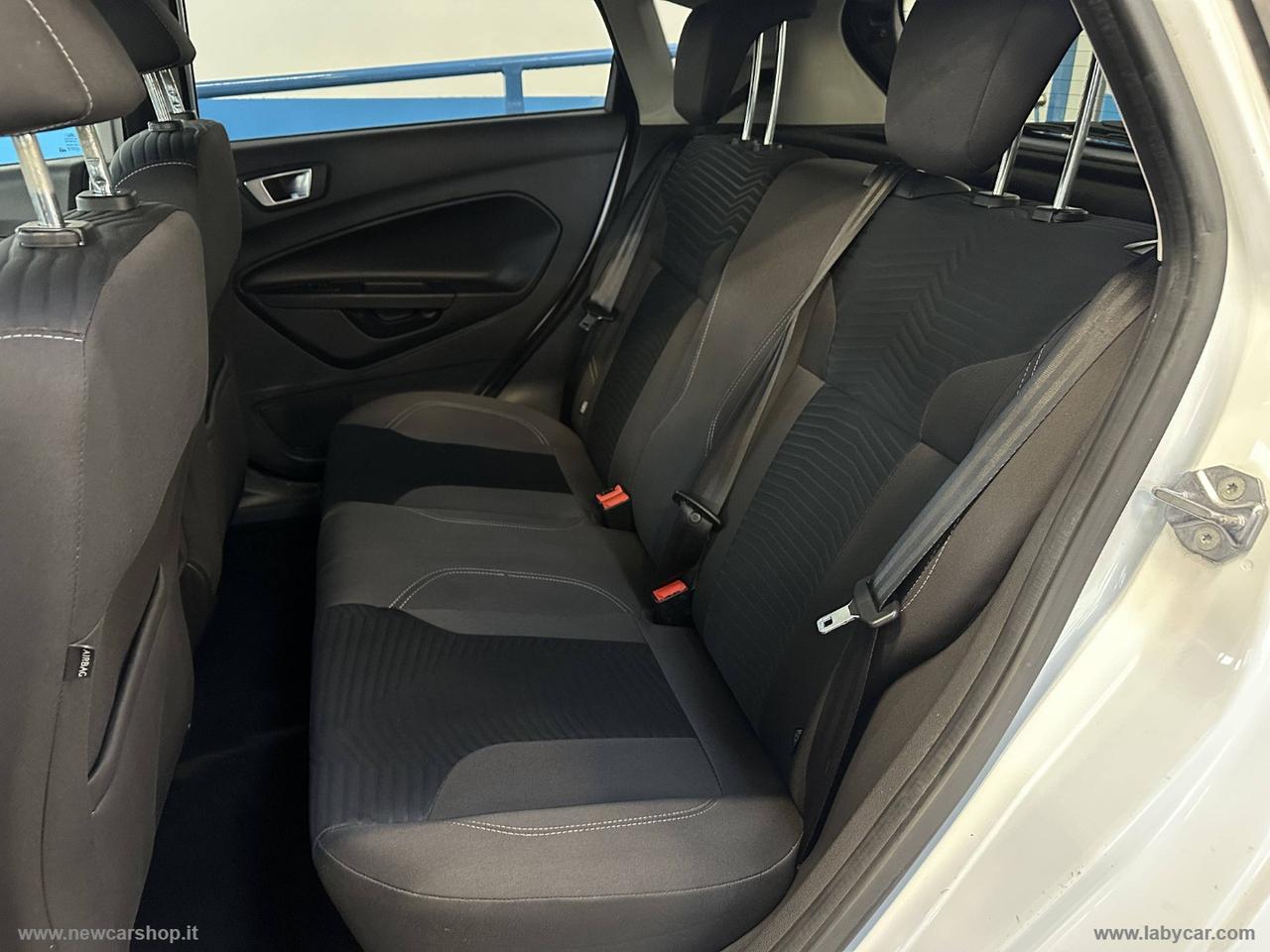 FORD Fiesta 1.0 80 CV 5p. Black & White Ed.