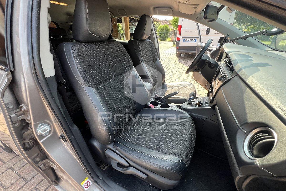 TOYOTA Auris Touring Sports 1.8 Hybrid Lounge