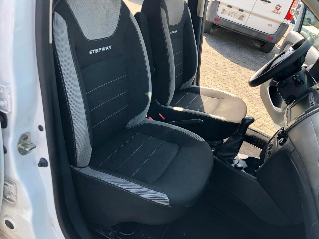 Dacia Sandero Stepway 0.9 TCe 90 CV NAVIGATORE/SENSORI PARCHEGGIO/TOUCHSCREEN GARANZIA 12 MESI RINNOVABILE FINO A 60 MESI!!!