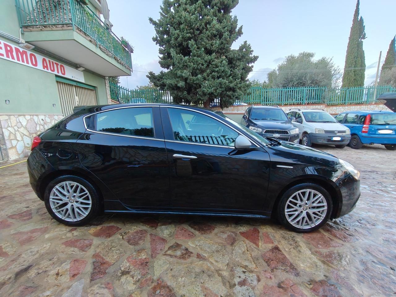 Alfa Romeo Giulietta 1.6 JTDm-2 105 CV Exclusive