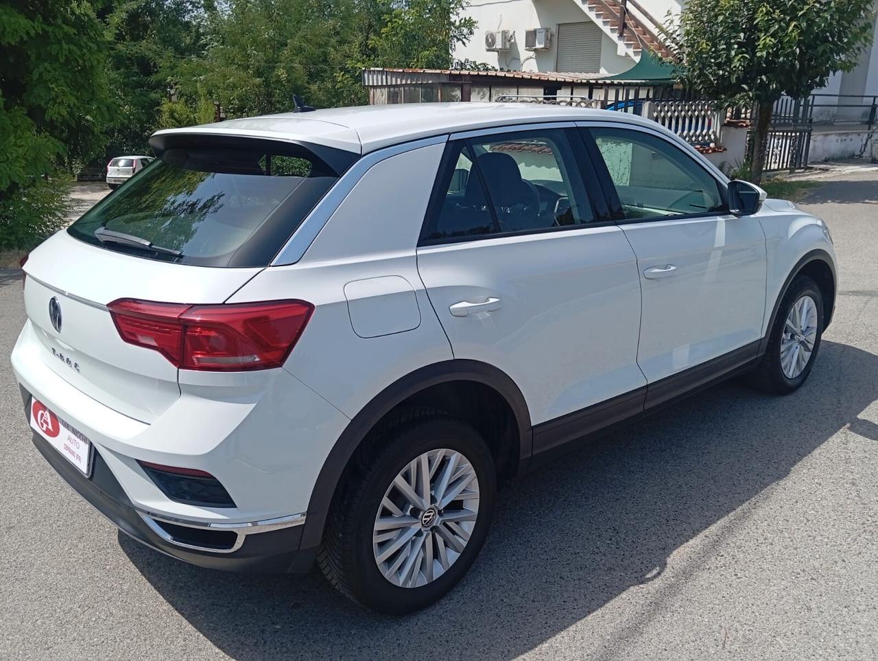 Volkswagen T-Roc 1.6 TDI SCR Business BlueMotion Technology