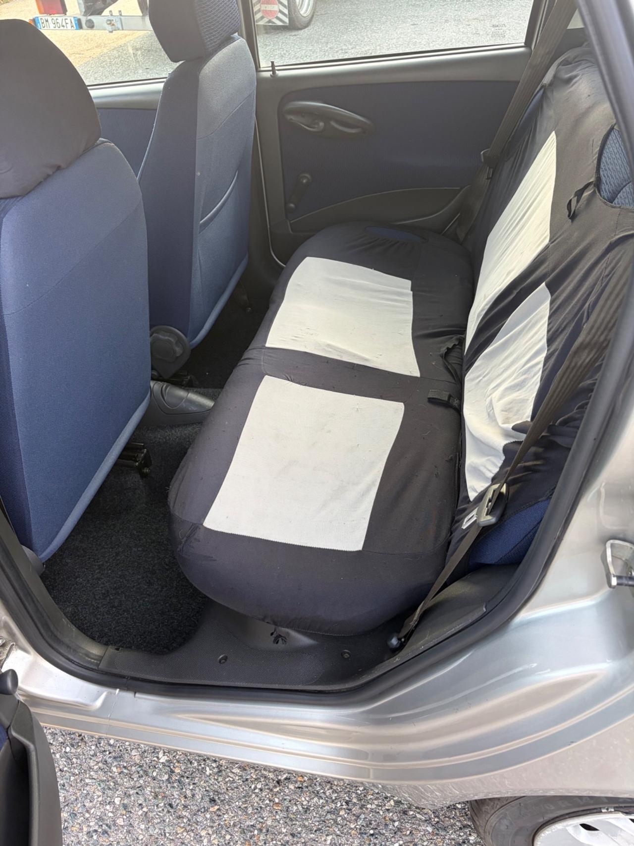Fiat Punto 1.2i cat 5 porte ELX