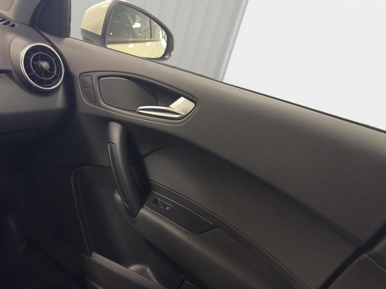 Audi A1 Sportback 1.6 tdi Ambition 90cv