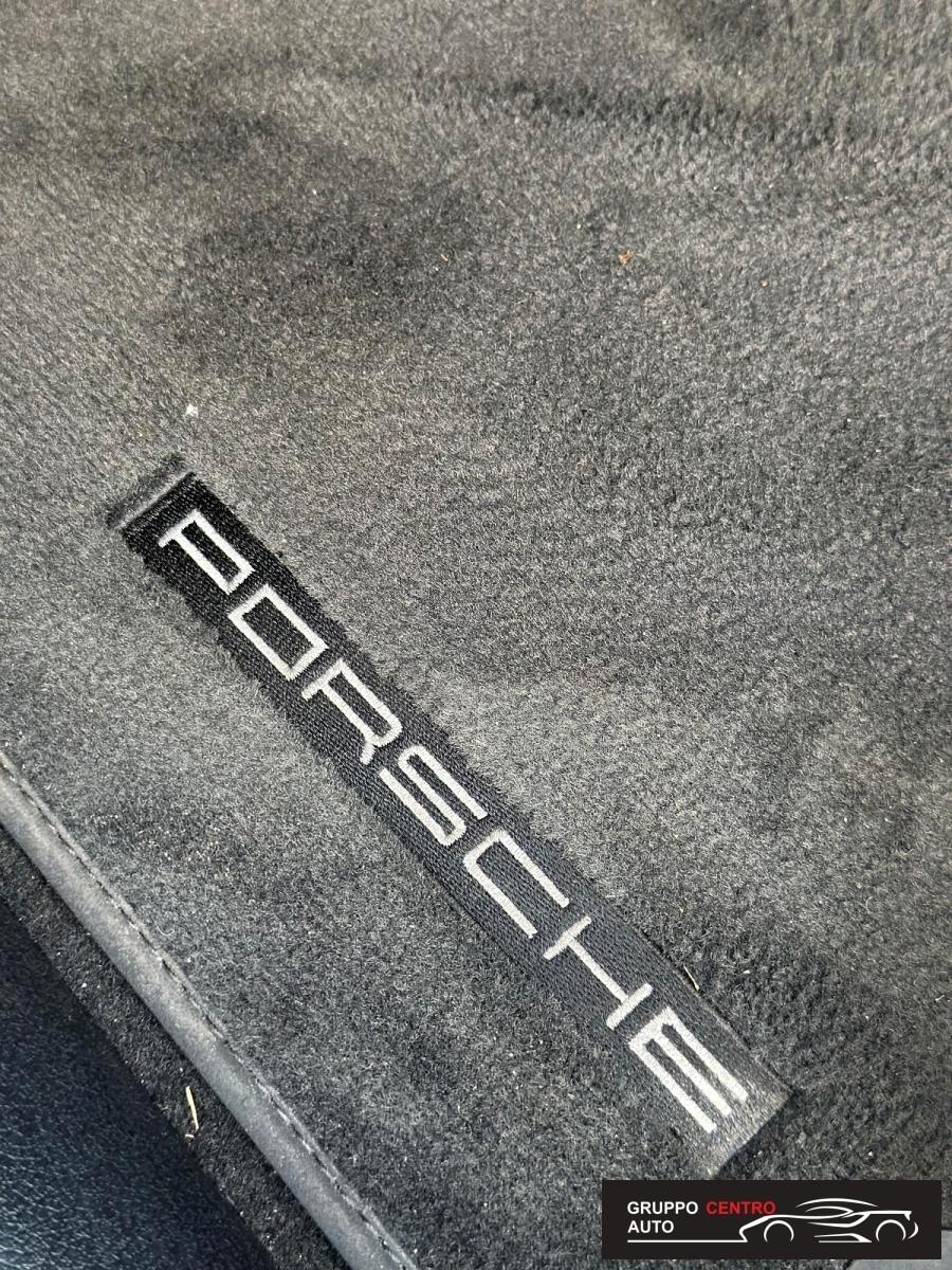 Porsche Macan 2.0 T- 2023