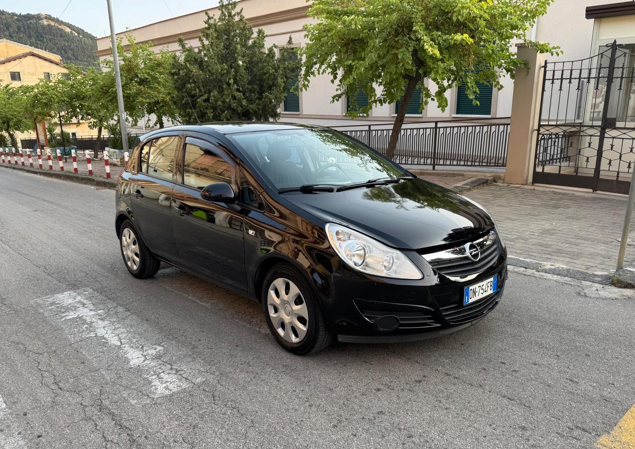 Opel Corsa 1.2 5 porte Enjoy