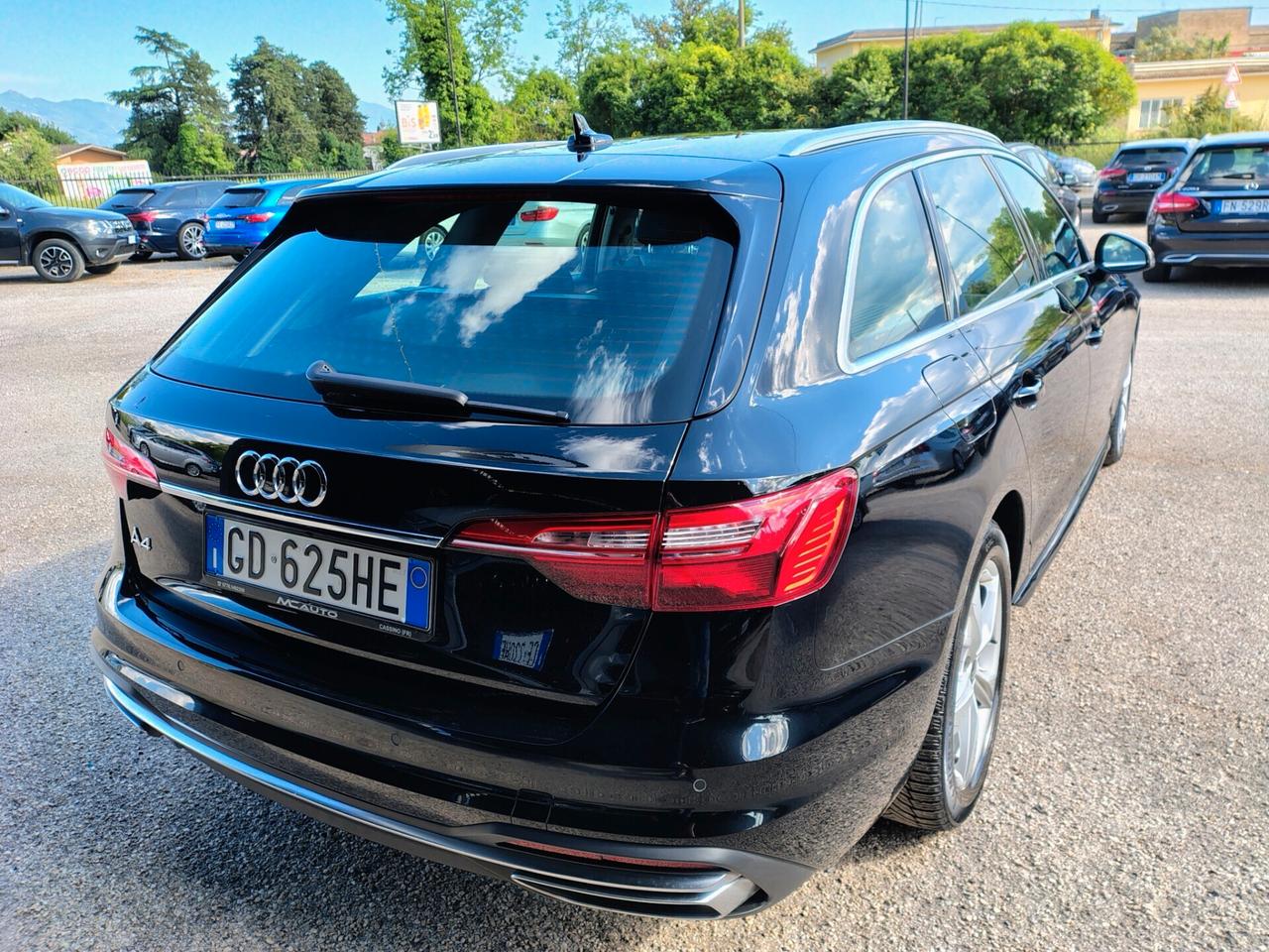 Audi A4 30 TDI/136 CV S tronic S line edition