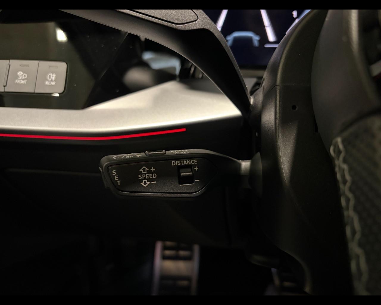 AUDI A3 SPORTBACK 35 TDI S-TRONIC S LINE EDITION