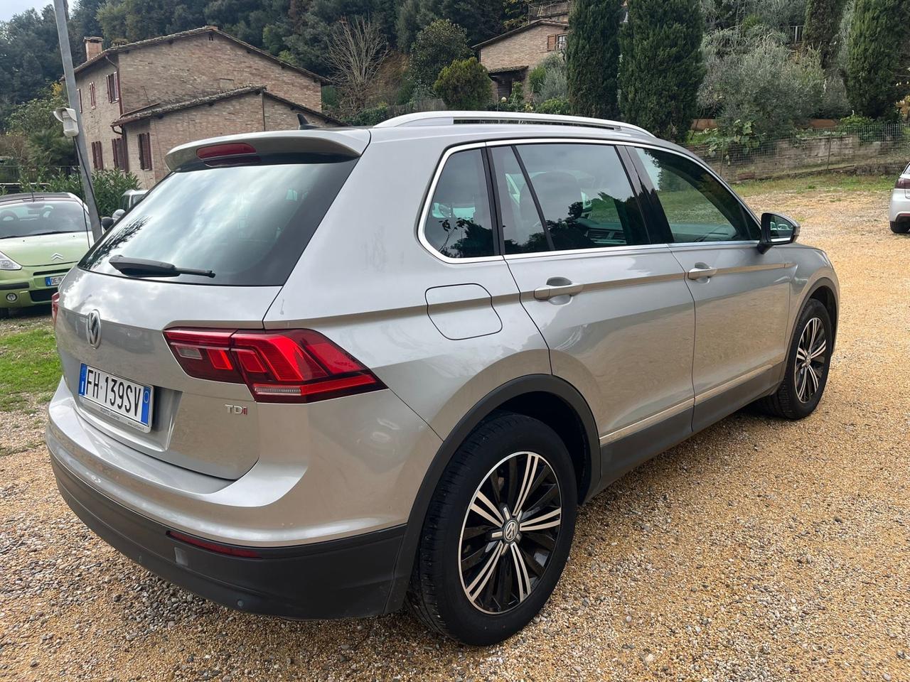 Volkswagen Tiguan 1.6 TDI SCR Business BlueMotion Technology