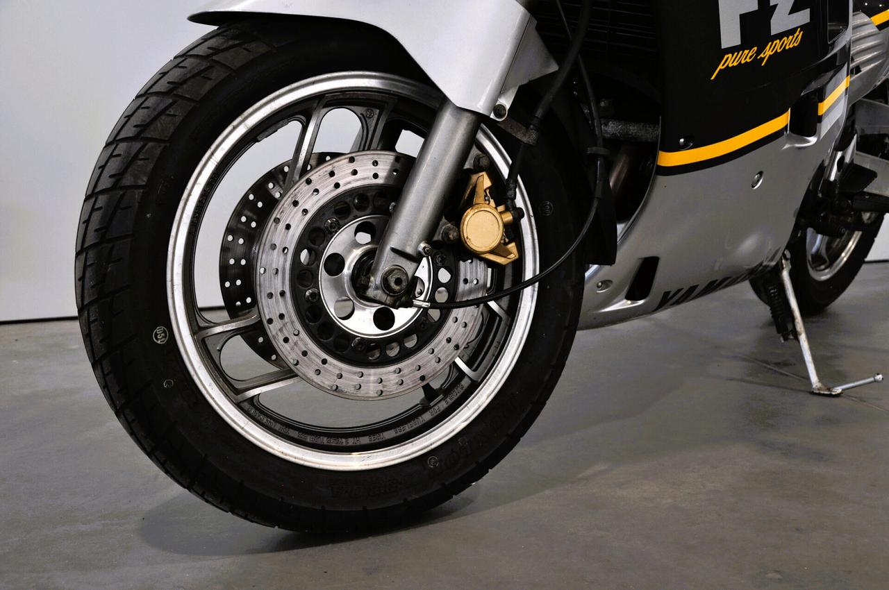 Yamaha FZ 750 FMI UNIPRO REALE !!!