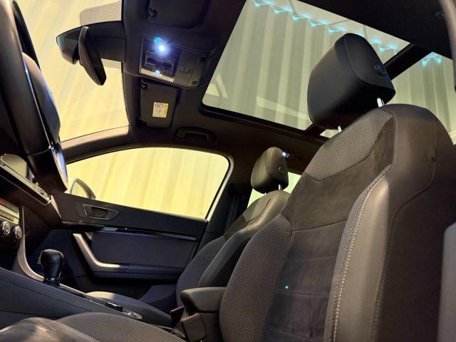 SEAT Ateca 2.0 TDI 4DRIVE DSG XCELLENCE GANCIO LED 19" DCC